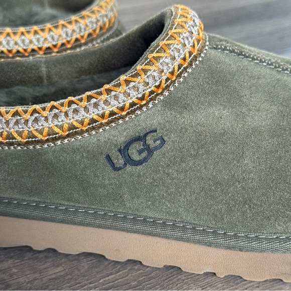 Ugg Tasman Slippers Burnt Olive Size 9 EUC! - Picture 7 of 16